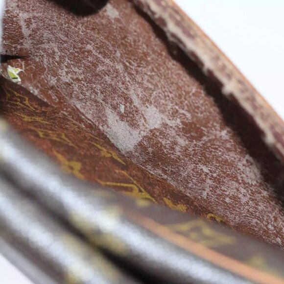 LOUIS VUITTON Monogram Compiegne 28 Clutch Bag - Picture 4 of 14